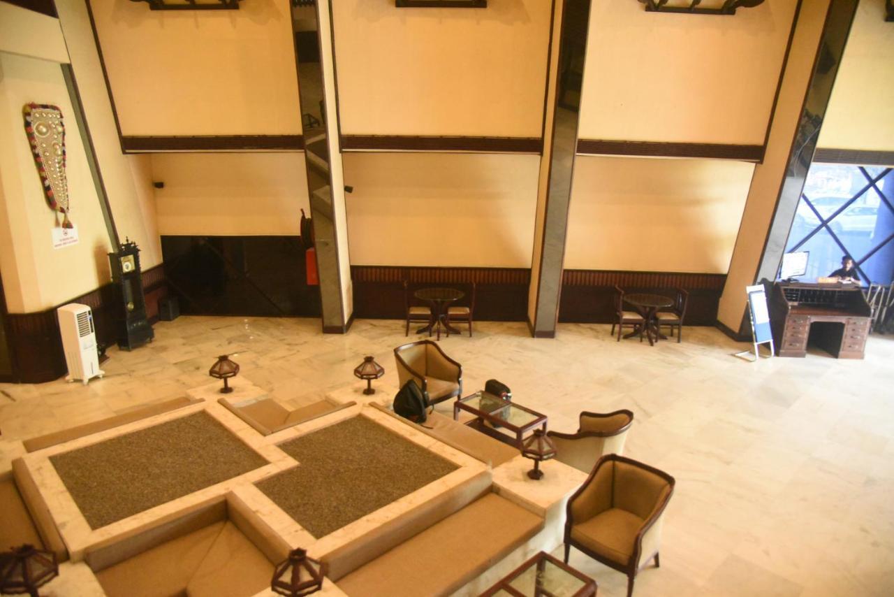 Manuelsons Malabar Palace Кожикоде Экстерьер фото