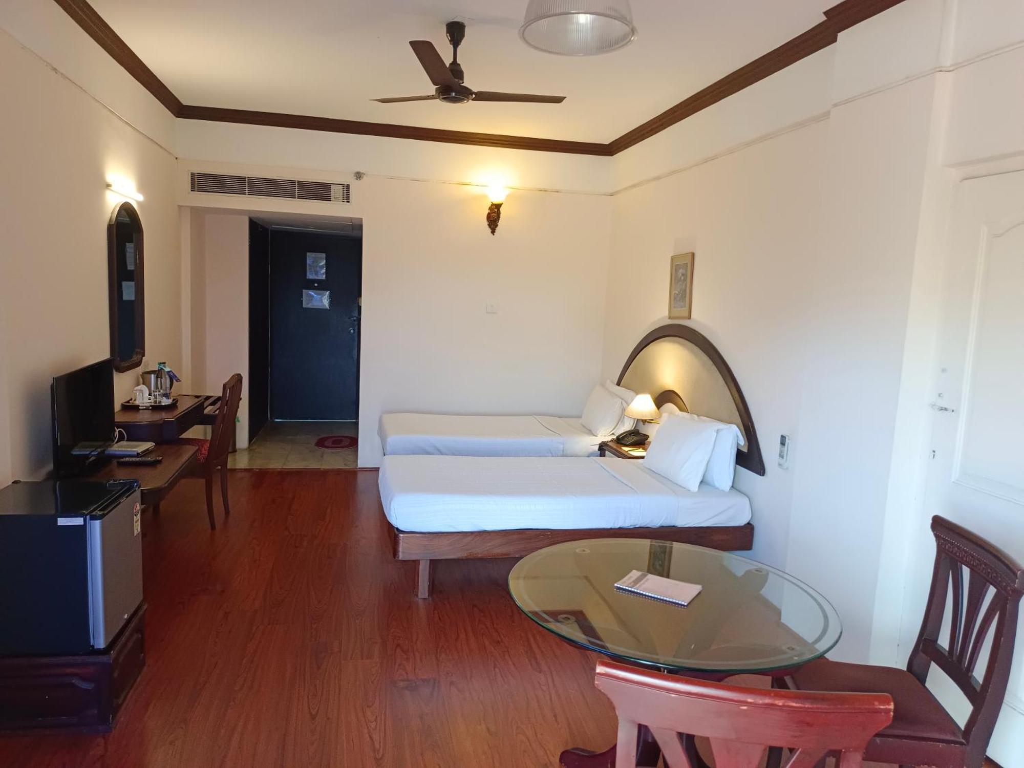 Manuelsons Malabar Palace Кожикоде Экстерьер фото