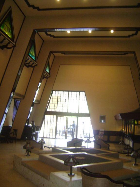 Manuelsons Malabar Palace Кожикоде Экстерьер фото